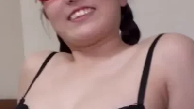 Nàng kính đỏ gợi cảm thủ dâm - Phim sex JAV vietsub HD tại Nangcuc