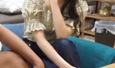 Phim sex chị gái nhân viên thời trang Full HD - Nangcuc