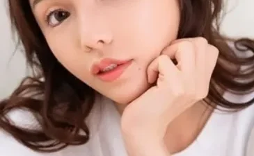 PONDO-020526: Sướng mê khi em gái dễ thương bú cu - Nangcuc