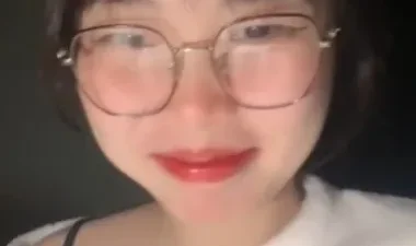 Em gái kính cận livestream – Phim sex JAV vietsub không che HD tại Nangcuc