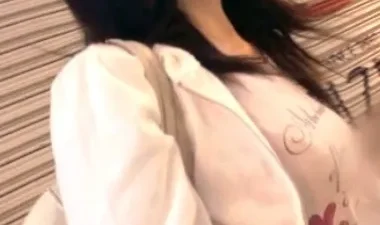 Em gái bán bia nóng bỏng quyến rũ – Xem phim sex HD tại Nangcuc