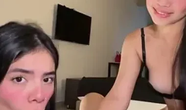 Chị kế rủ bạn thân 'nện' em trai tơi bời - Phim sex HD tại Nangcuc