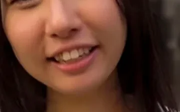 Bé sinh viên chân dài cưỡi ngựa cảm xúc Full HD - Nangcuc