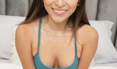 Amber Summer bị bắt gặp khi tắm và tự sướng – Xem ngay tại Nangcuc