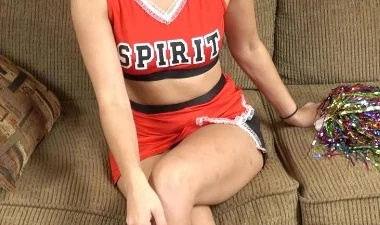 Cheerleader nghịch ngợm bắn tinh ấn tượng | Nangcuc