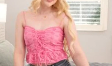 Xem phim sex nóng bỏng cùng Nangcuc - Màn nện bướm cực đã